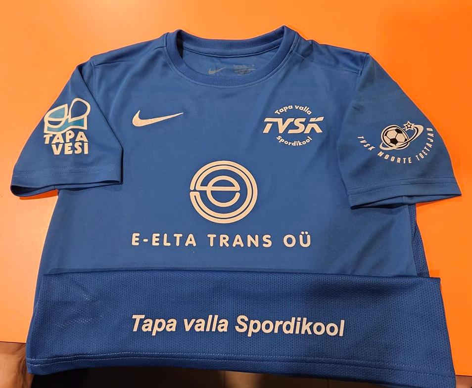 Tapa valla Spordikooli jalgpallisärk E-Elta Trans OÜ toetaja logoga